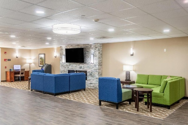 Aspire Hotel and Suites image 13