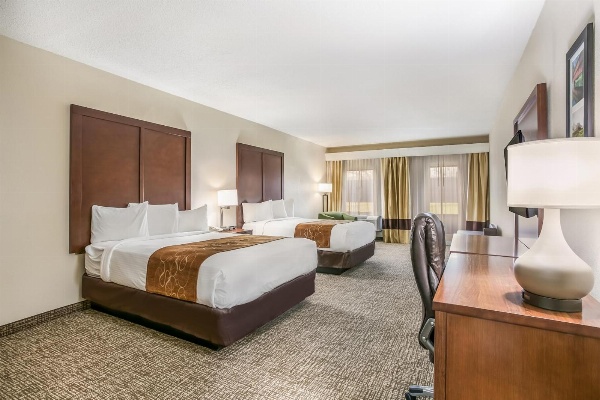 Aspire Hotel and Suites Main image