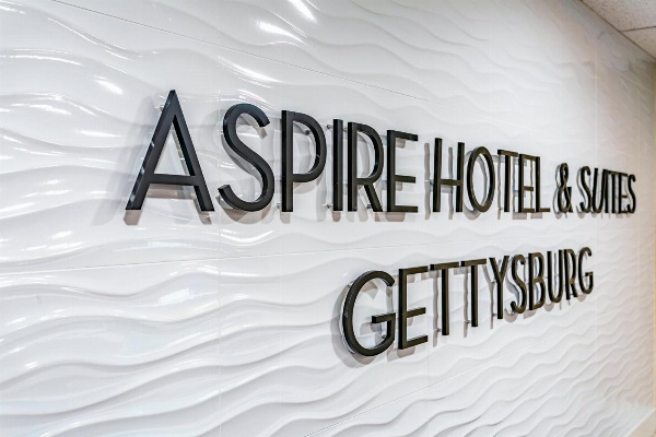 Aspire Hotel and Suites image 6