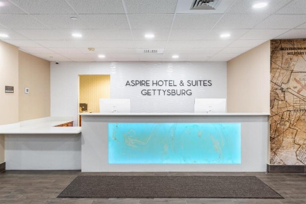 Aspire Hotel and Suites image 8